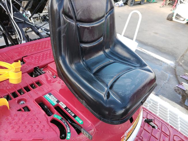 田植機 YR6J U-Z 写真４