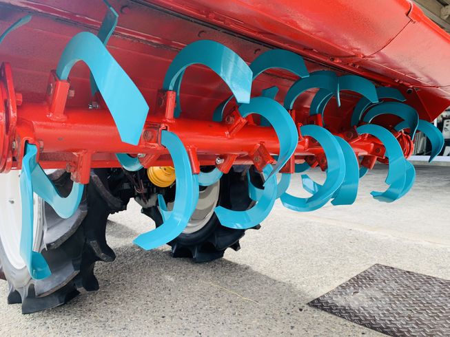 トラクター MTZ18 写真９