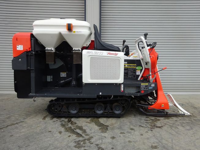 コンバイン ER211 写真３