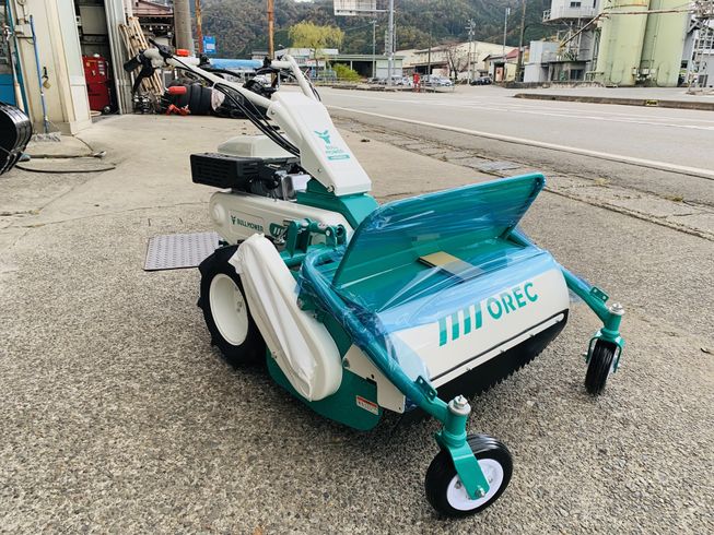 オーレック 草刈機 写真