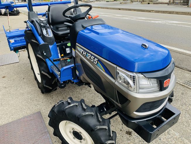 トラクター TH255-B 写真３