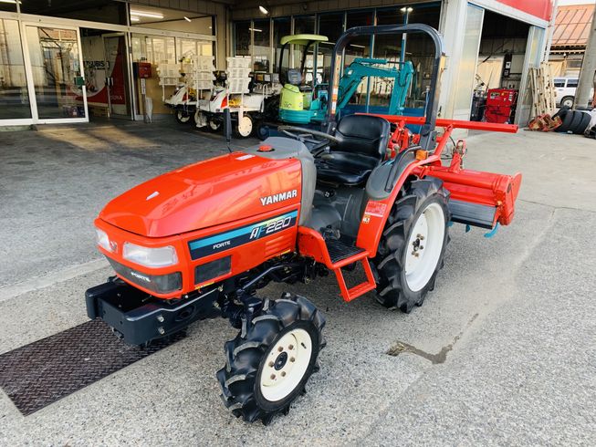 トラクター AF220 写真２