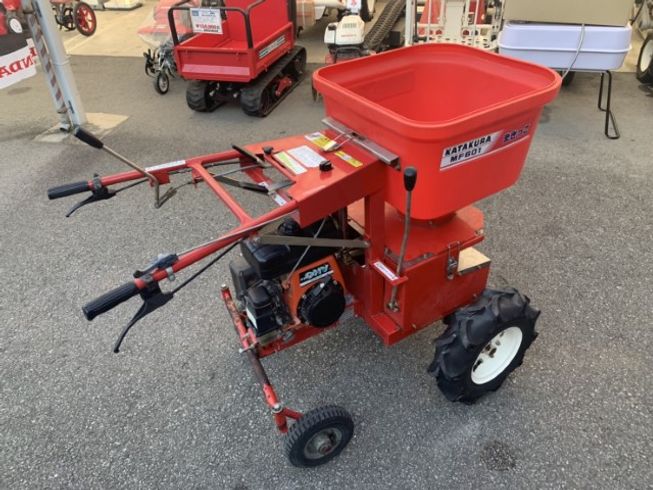 肥料散布機 MF601 写真４