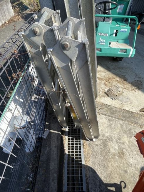 アルミブリッジ NSBW240-30-0.8 写真２