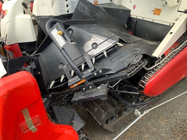 コンバイン AJ323 写真４