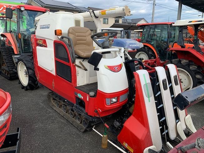 コンバイン AJ323 写真３