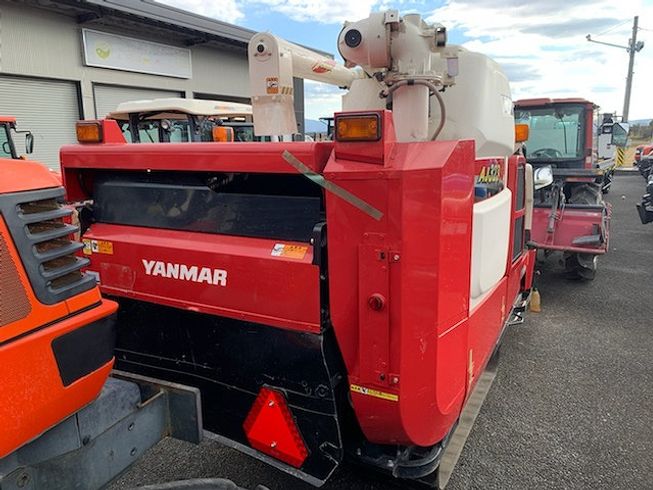 コンバイン AJ323 写真９