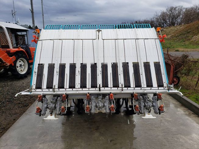 田植機 ＳＰＵ－６５0ＡＩＴ－５ 写真４