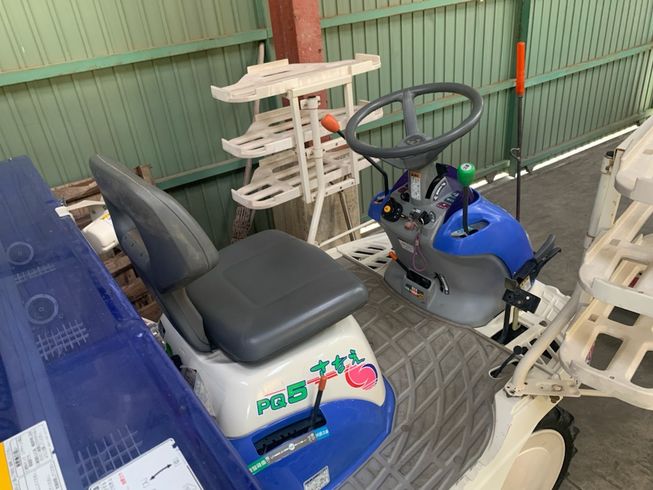 田植機 PQ5-DUF 写真５