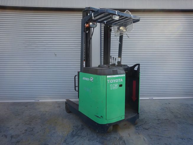 フォークリフト ７FBR15 写真６