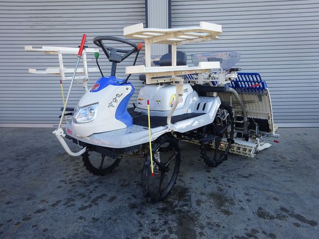 田植機 PPZ4－DLF 写真２