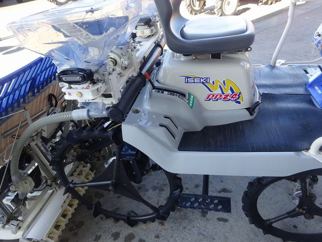 田植機 PPZ4－DLF 写真５