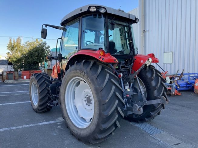 トラクター MF5609 写真３