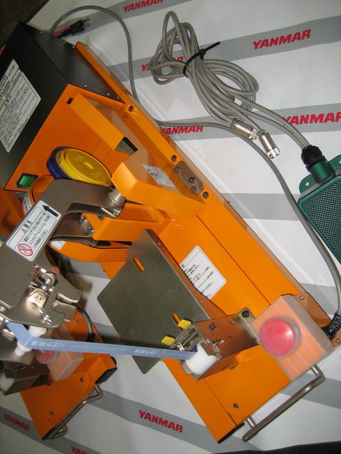 野菜結束機 HT-M2W 写真２