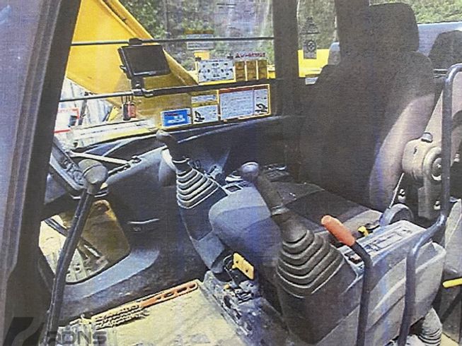 バックホー HD512LC-6 写真２