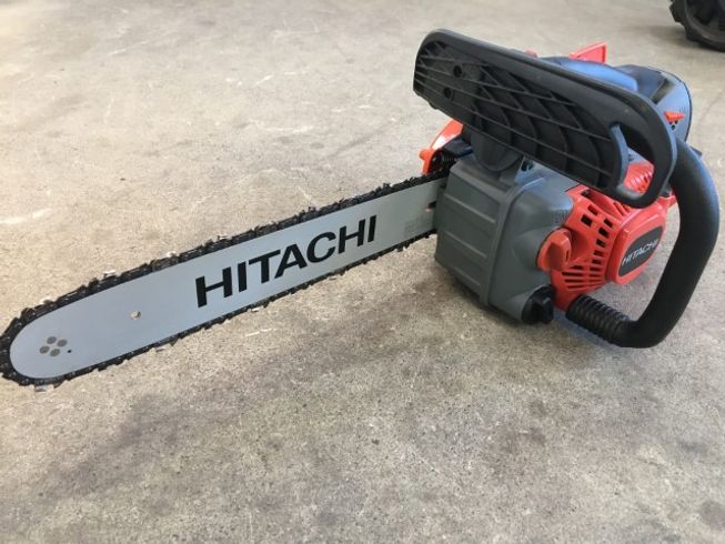 チェーンソー CS33EDTP 写真２