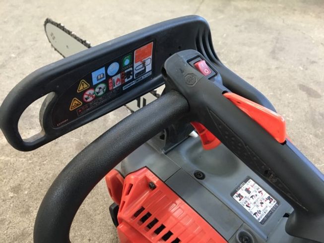 チェーンソー CS33EDTP 写真４