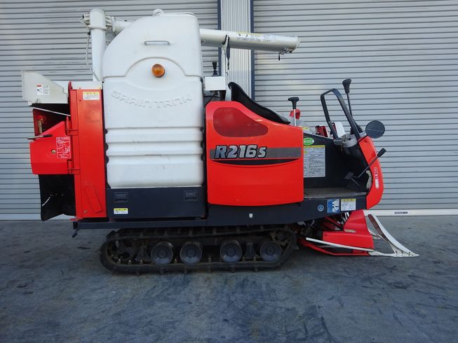 コンバイン R216S 写真４