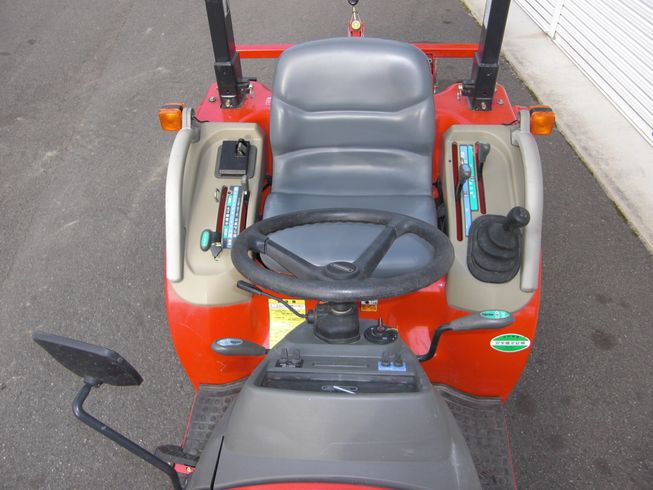 トラクター AF114VPUS3M 写真２