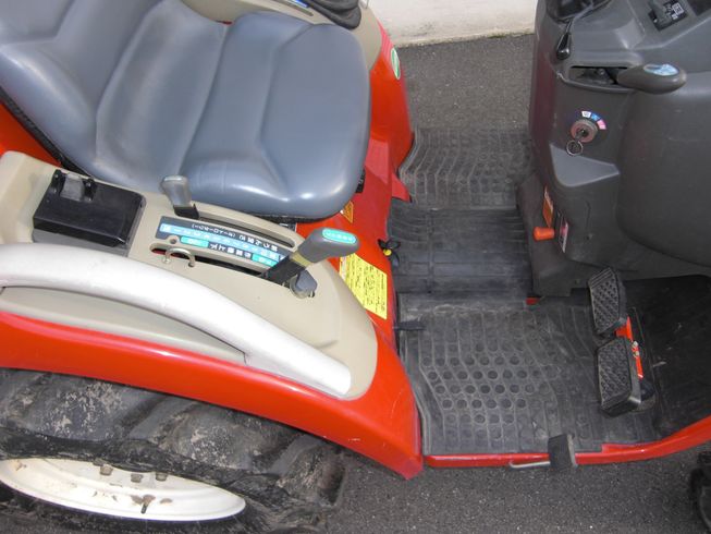 トラクター AF114VPUS3M 写真４