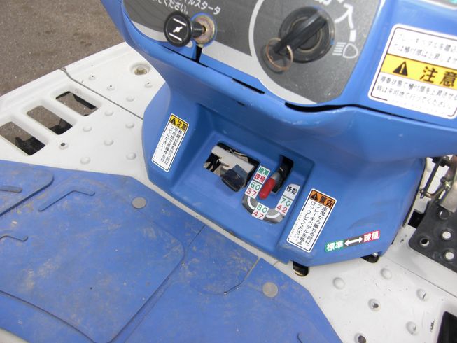 田植機 PQZ4-VL 写真４