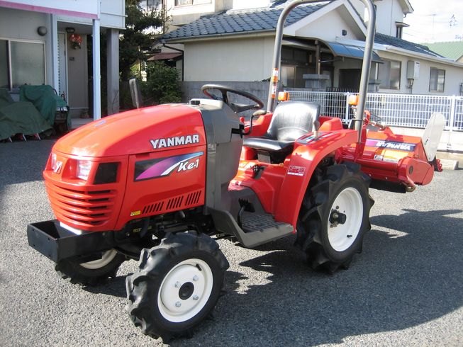 トラクター Ke-1 AS1 写真２