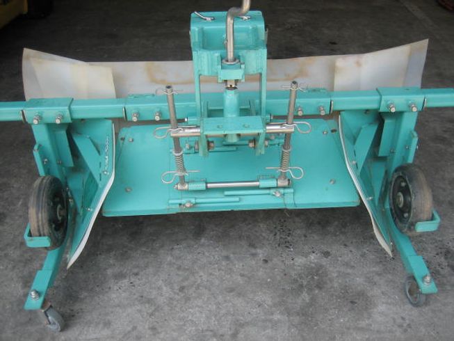 培土機 STA-D12 写真２