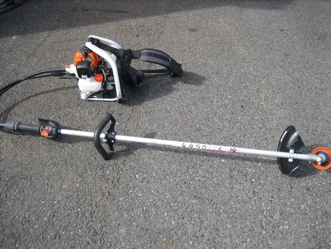 草刈機 RMEHT2320 写真２