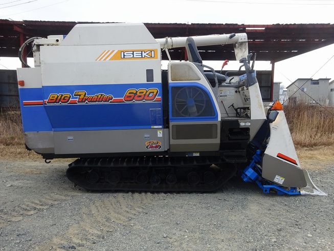 コンバイン HF680G-ZAPLW 写真２