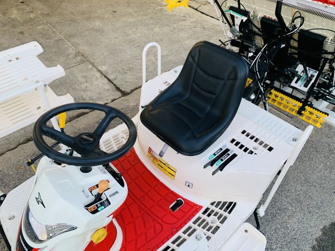 田植機 RJ4 写真７