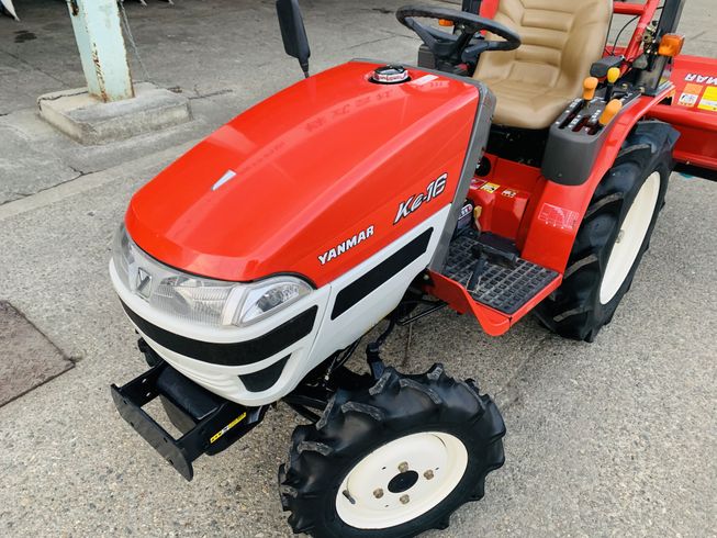 トラクター Ke-16 写真３