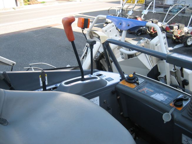 コンバイン HVA316G ZKSLWC 写真８