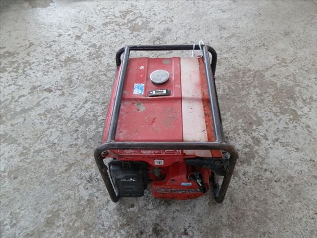 発電機 EB2000X 写真３