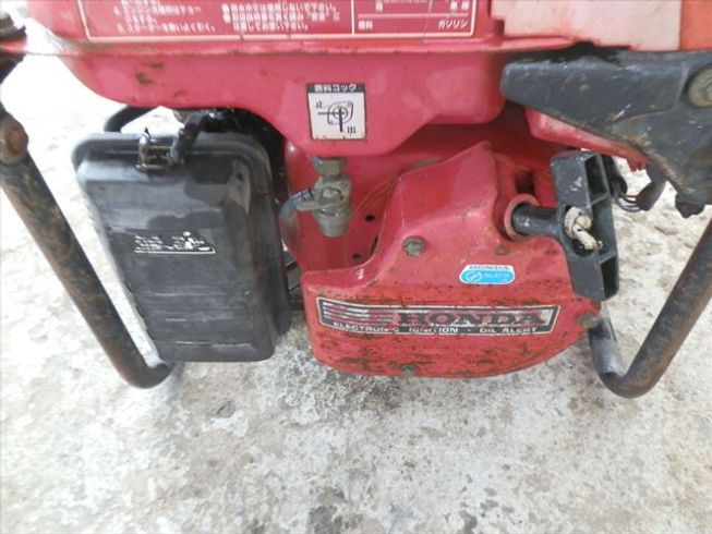 発電機 EB2000X 写真７