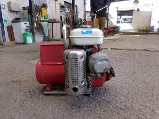 発電機 ER1200 写真３