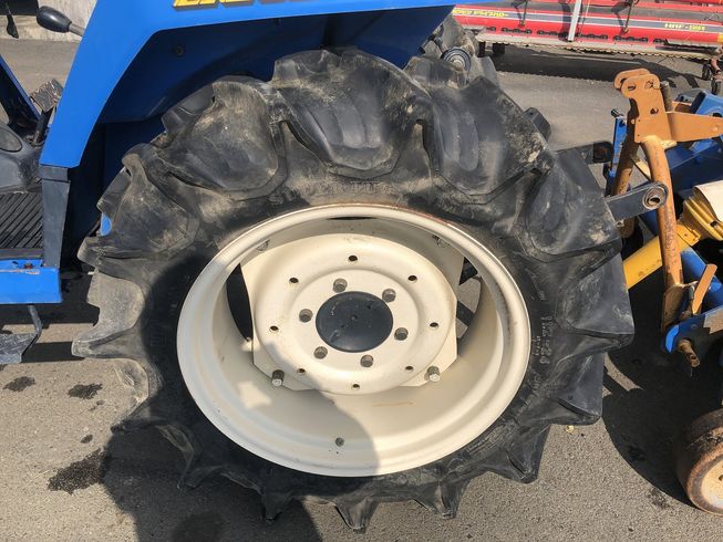 トラクター TU245 写真５