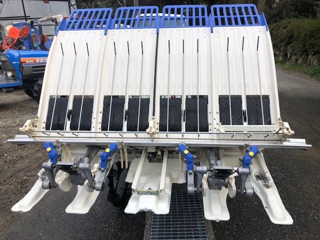 田植機 PPZ4-DU 写真５