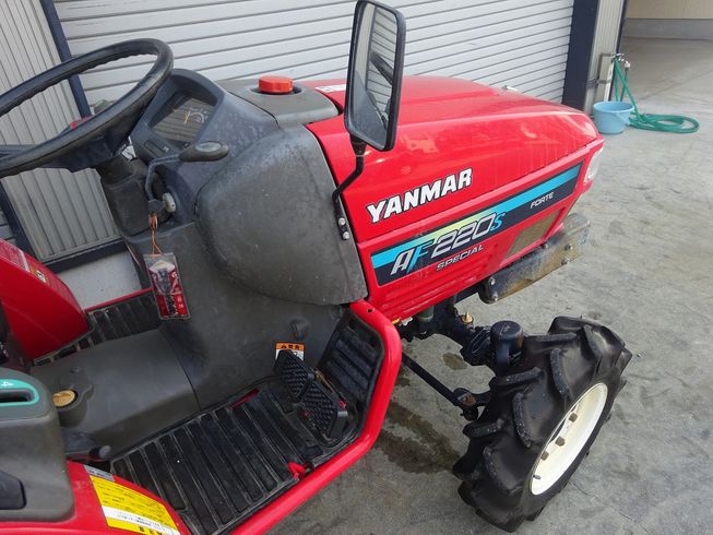 トラクター AF220S 写真４