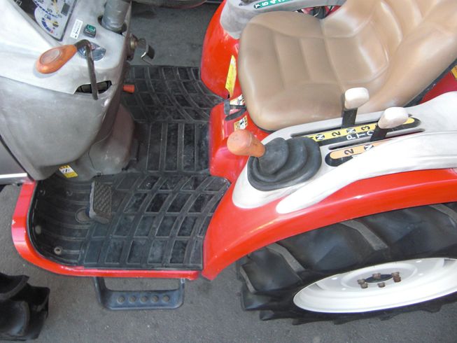 トラクター EF116VUS3 写真６