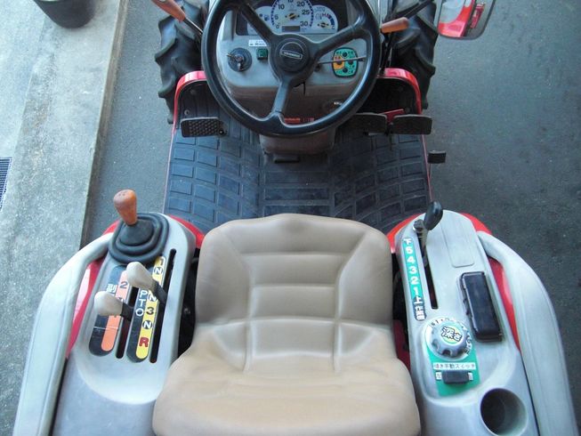 トラクター EF116VUS3 写真４