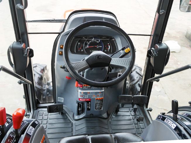 トラクター FT300　グランフォース 写真５