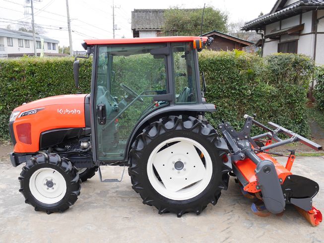 トラクター FT300　グランフォース 写真２