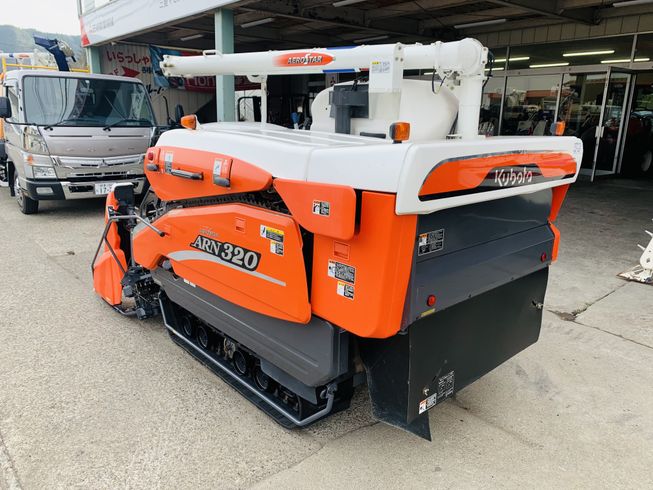 コンバイン ARN320-GDXW 写真４