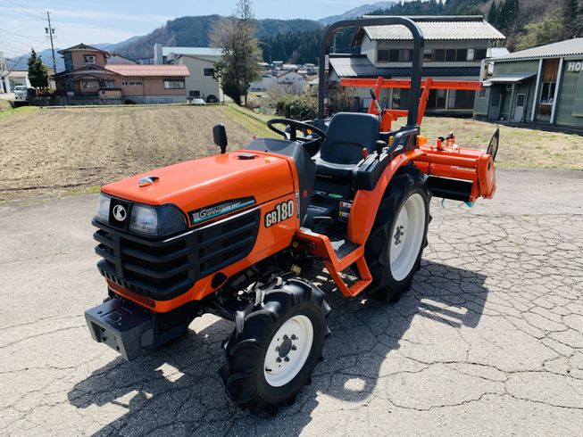 トラクター GB180(F) 写真２