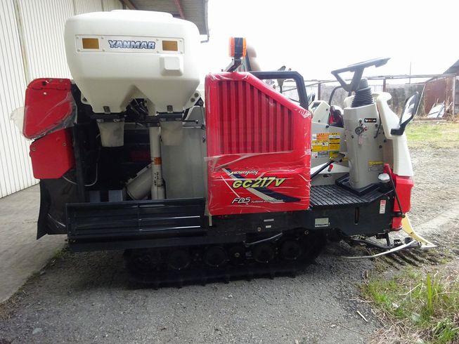 コンバイン GC217V 写真４