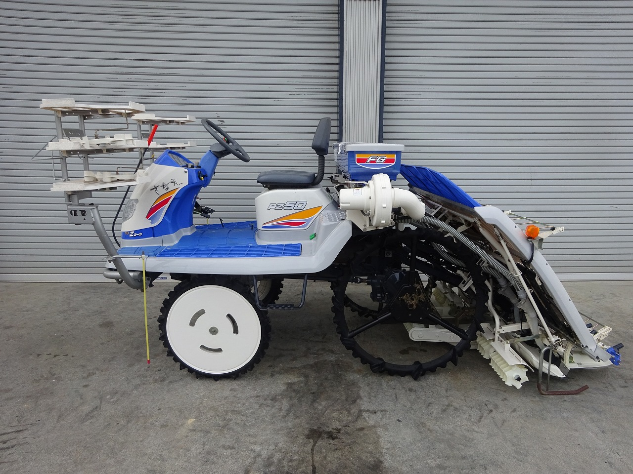 田植機 PZ50-HVRLF 写真３