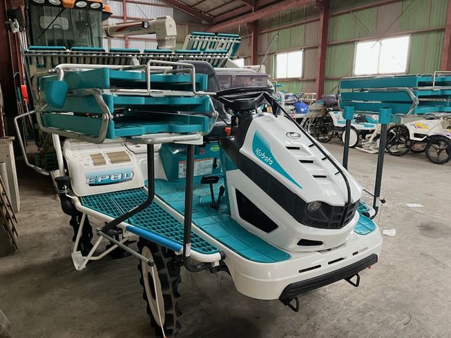 田植機 EP8D 写真２