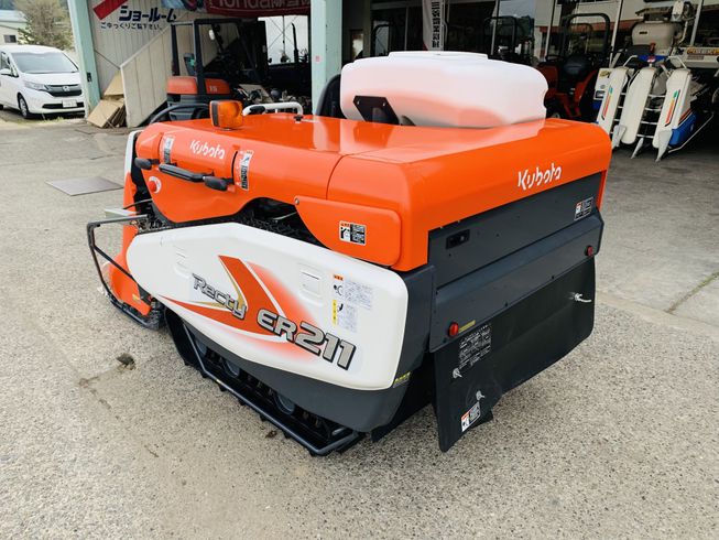 コンバイン ER211N 写真３