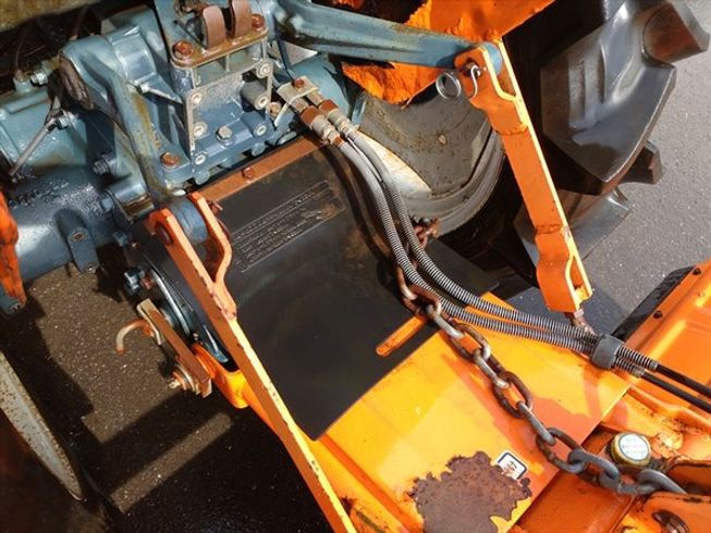 トラクター ZB1600 写真８