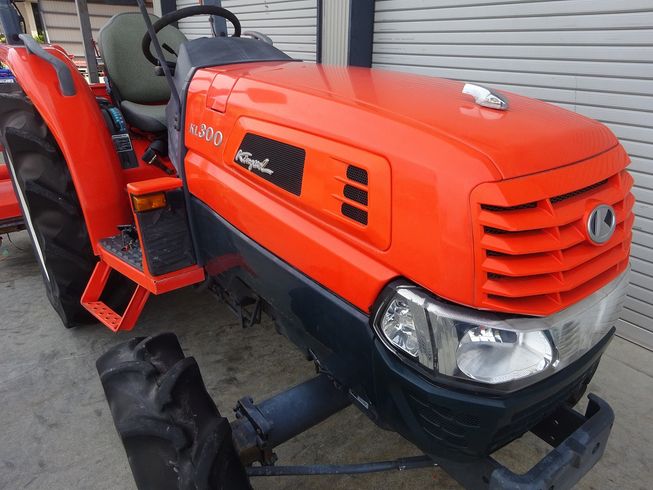 トラクター KL300 写真４